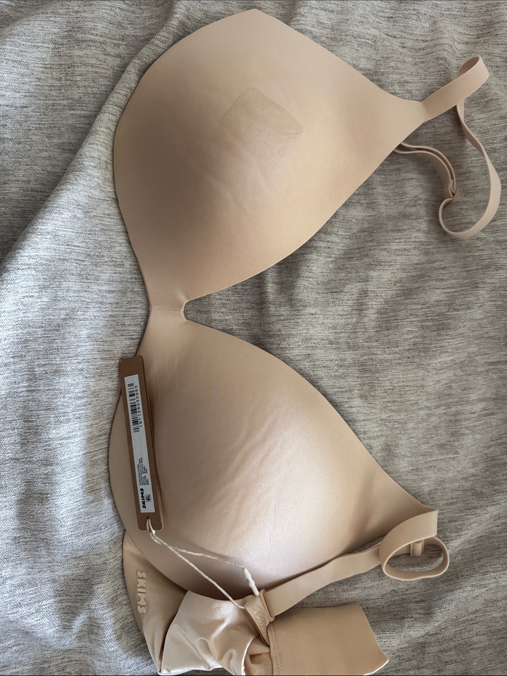SKIMS Wireless Form Super Push-Up Bra